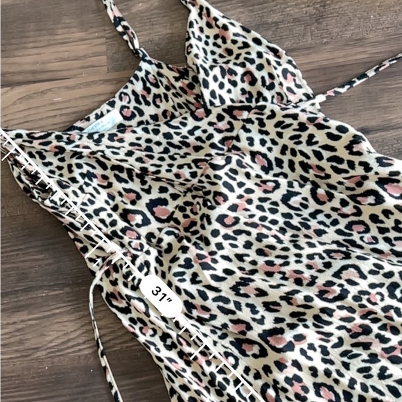 Bershka leopard print wrap mini dress - Picture 4 of 4